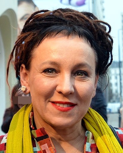 olga tokarczuk71902695_1210644245795504_5737155238834470912_n